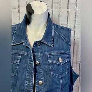 Chico’s Platinum Denim Vest *LIKE NEW*